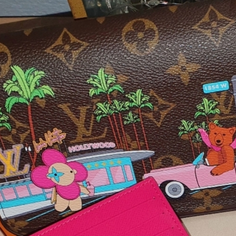 Louis Vuitton 2021 Christmas Felicie Pouchette